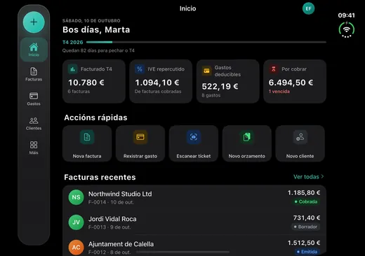 iPhone Duo aberto co inicio de Fakturia a todo o ancho e a barra lateral de seccións.